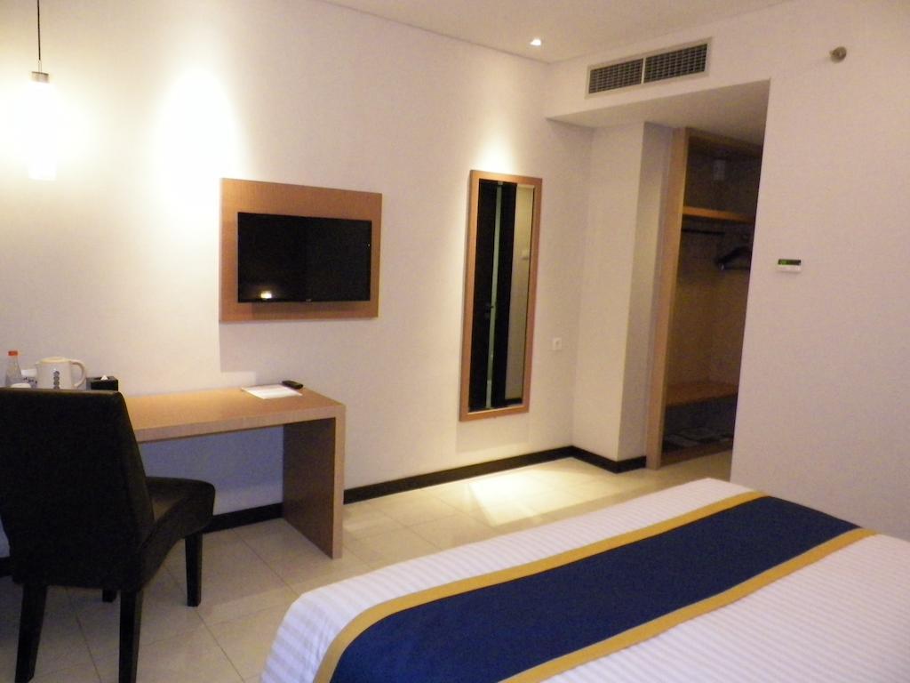 D'Best Hotel Pasar Baru Bandung Zimmer foto