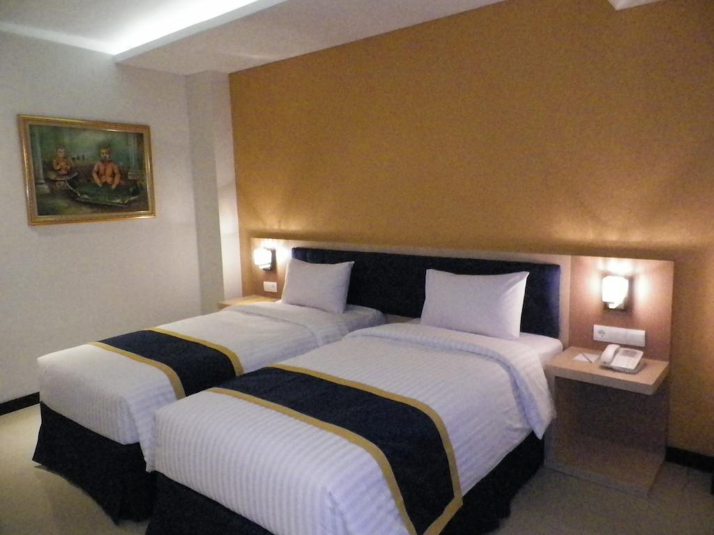D'Best Hotel Pasar Baru Bandung Zimmer foto